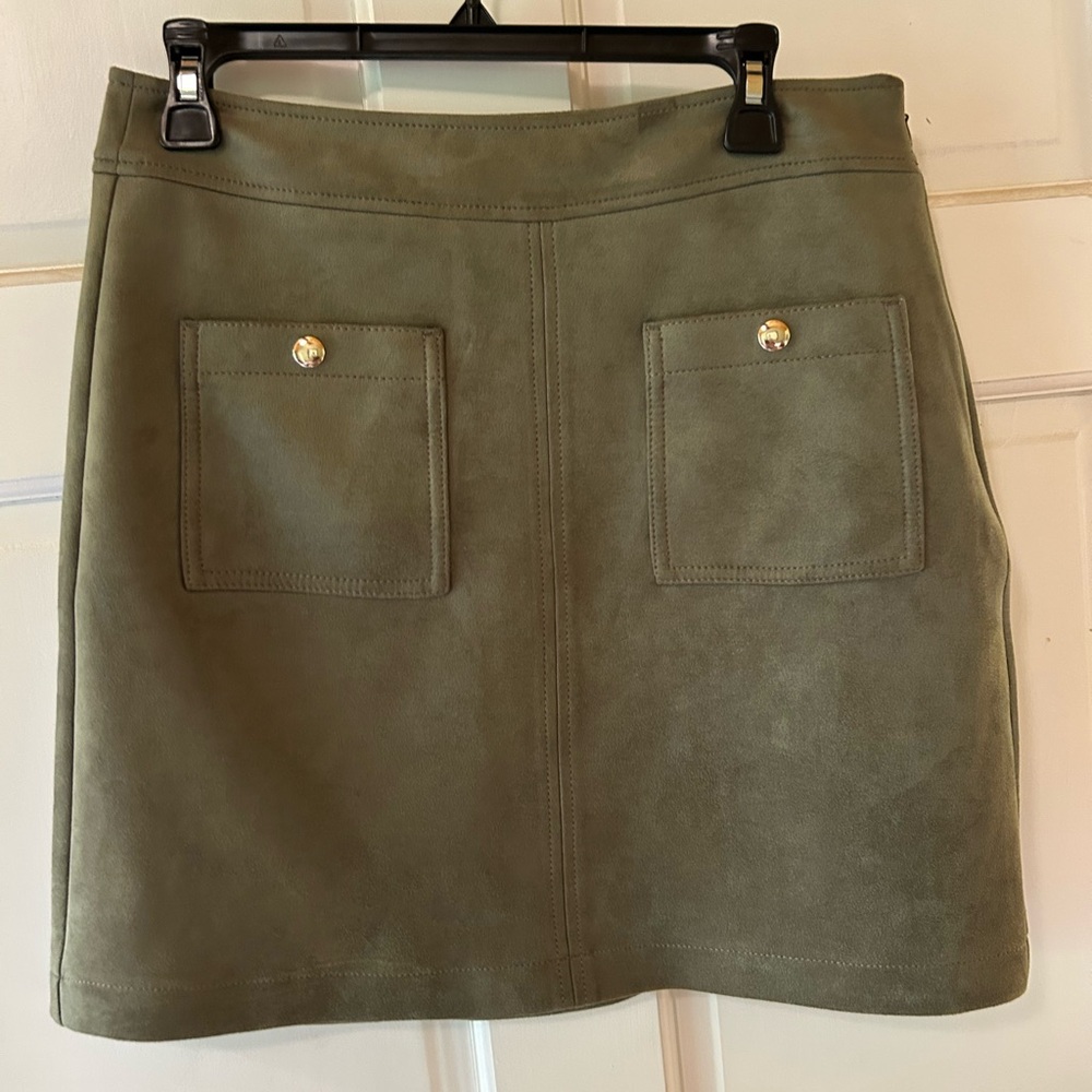 LOFT Green Skirt -suede feeling material - 6